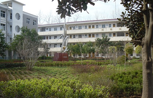 高密市成人中等專業學校