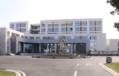 張家口新名人中等職業學校