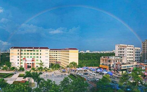 什邡市職業(yè)中專學(xué)校計(jì)算機(jī)平面設(shè)計(jì)專業(yè)