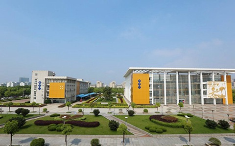 四川省雙流建設(shè)職業(yè)技術(shù)學(xué)校航空服務(wù)專業(yè)